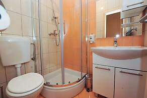 Lastura Aparthotel & Mobile Homes