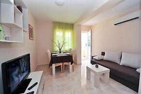 Lastura Aparthotel & Mobile Homes