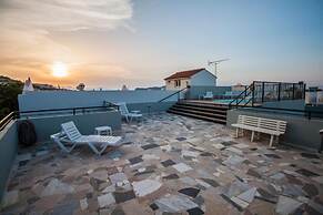 Elia Stalos Apartments