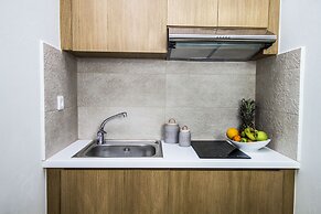 Elia Stalos Apartments