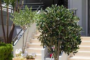 Elia Stalos Apartments