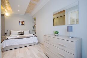 Milan Retreats - Central Station