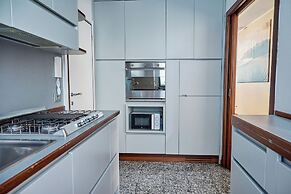 Milan Retreats - Central Station