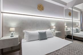 Milan Retreats - Central Station