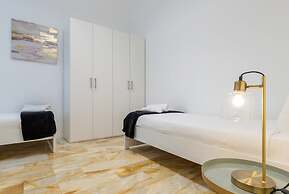 Milan Retreats - Central Station