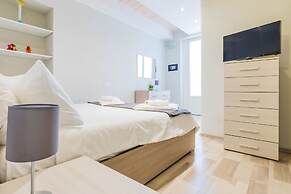 Milan Retreats - Central Station