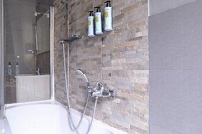 Milan Retreats - Central Station