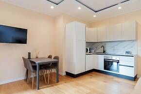 Milan Retreats - Central Station