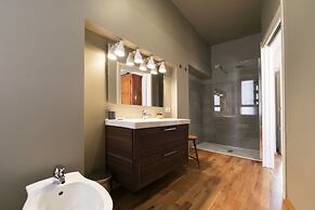 Milan Retreats - Central Station