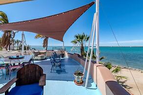 Casa Kootenay Waterfront BnB