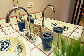 Casa Kootenay Waterfront BnB