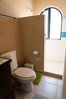 Casa Kootenay Waterfront BnB