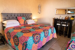 Casa Kootenay Waterfront BnB