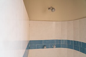 Casa Kootenay Waterfront BnB