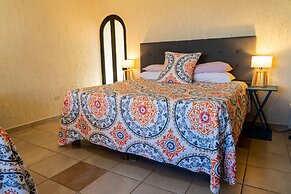 Casa Kootenay Waterfront BnB