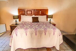 Casa Kootenay Waterfront BnB