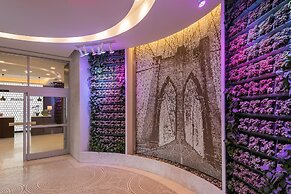 Holiday Inn Brooklyn Downtown by IHG