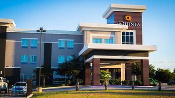 La Quinta Inn & Suites by Wyndham Karnes City - Kenedy