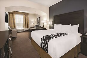 La Quinta Inn & Suites by Wyndham Karnes City - Kenedy
