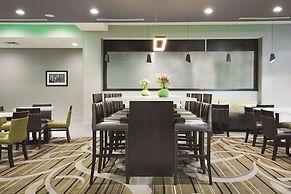 La Quinta Inn & Suites by Wyndham Fort Worth West - I-30