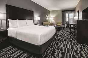 La Quinta Inn & Suites by Wyndham Fort Worth West - I-30
