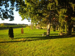 Vineyard Villa Bed & Breakfast