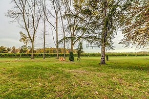 Vineyard Villa Bed & Breakfast