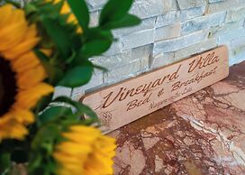 Vineyard Villa Bed & Breakfast
