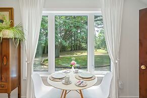 Vineyard Villa Bed & Breakfast