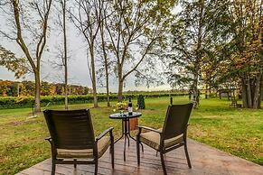 Vineyard Villa Bed & Breakfast