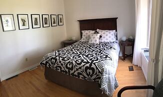 Vineyard Villa Bed & Breakfast