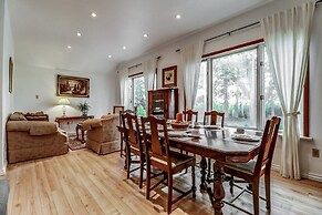 Vineyard Villa Bed & Breakfast