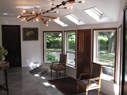 Vineyard Villa Bed & Breakfast