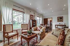 Vineyard Villa Bed & Breakfast