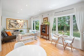 Vineyard Villa Bed & Breakfast