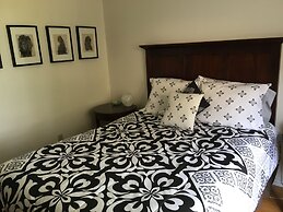 Vineyard Villa Bed & Breakfast