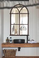 Bay Breeze Boutique Accommodation