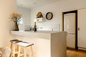 Bay Breeze Boutique Accommodation