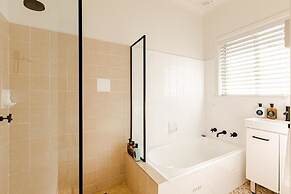 Bay Breeze Boutique Accommodation