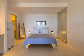 Kea Village Suites & Villas