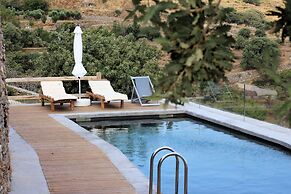 Kea Village Suites & Villas