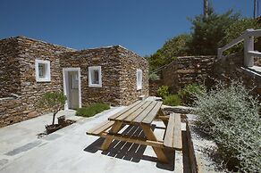 Kea Village Suites & Villas