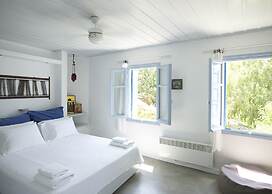 Kea Village Suites & Villas