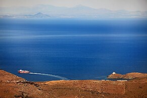 Kea Village Suites & Villas