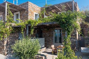 Kea Village Suites & Villas