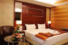 Hotel Chennai Le Palace