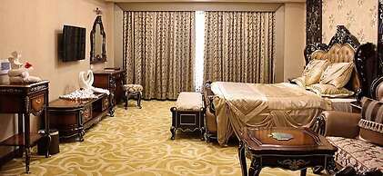 Hotel Chennai Le Palace