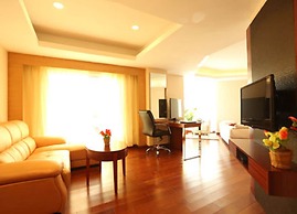 Hotel Chennai Le Palace