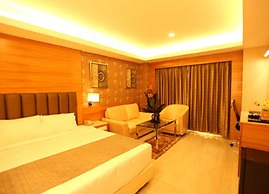 Hotel Chennai Le Palace