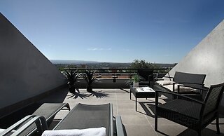 Pinares Panorama Suites & Spa